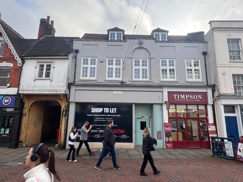 25 High Street, Hitchin, SG5