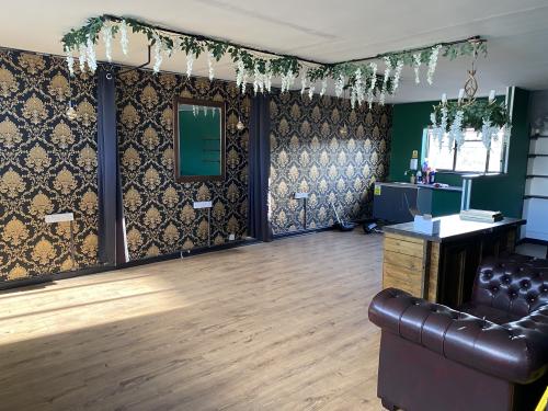 Unit 8 The Boulevard, London Road, Waterlooville, PO7