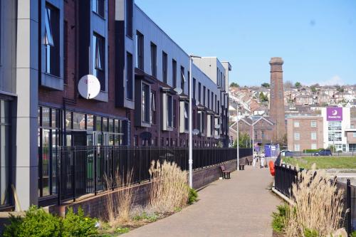 Unit 444 The Quays, Barry Waterfront, Barry, CF62