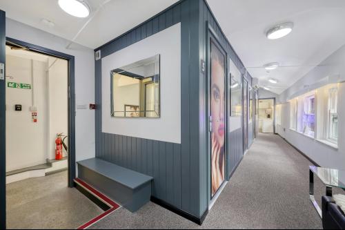 16-18 Brushfield Street, Spitafields, London, E1