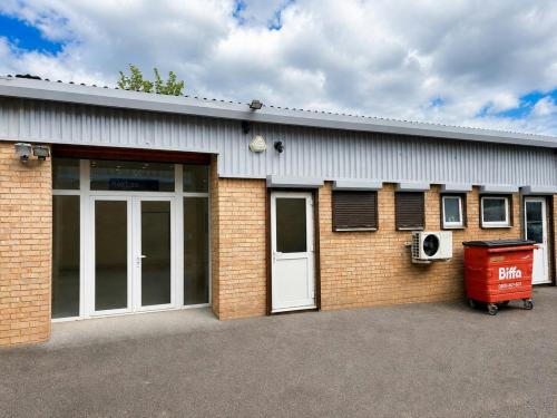 Unit 4 Sheffield House, Fieldings Road, Cheshunt, EN8
