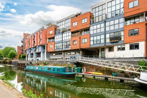 1-4 Andersens Wharf, 20 Copenhagen Place, Limehouse, London, E14