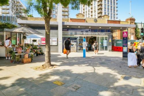 Creek Lane, Wandsworth, London, SW18