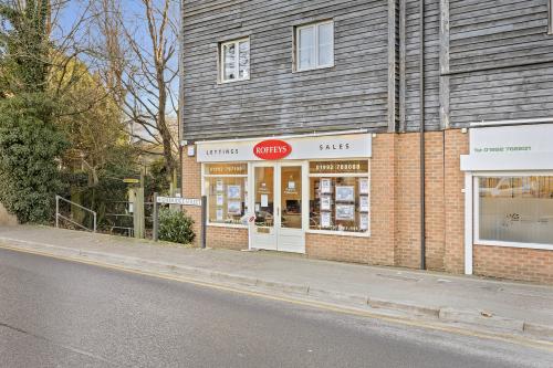 37 Highbridge Street, Waltham Abbey, EN9