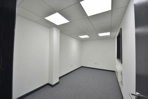 Unit 6, Manchester Trade Park, Oldham Road, Manchester, M40