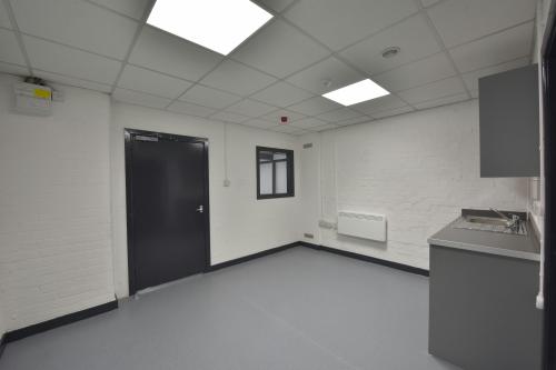 Unit 6, Manchester Trade Park, Oldham Road, Manchester, M40