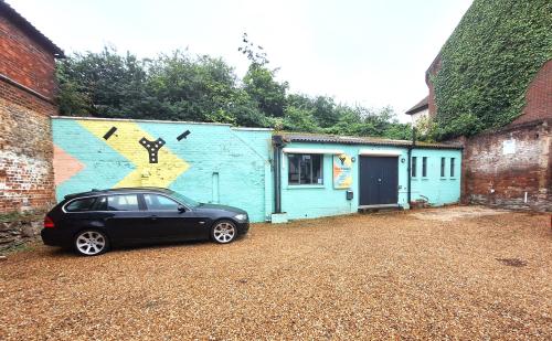 99-105 High Street, Godalming, GU7
