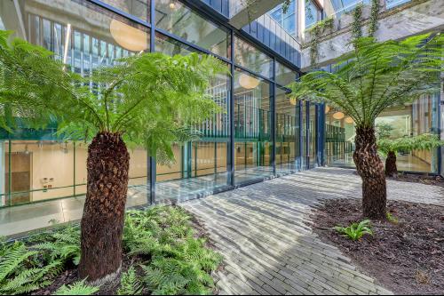 174-178 Mile End Road, Whitechapel, London, E1