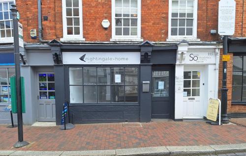 115 High Street, Godalming, GU7