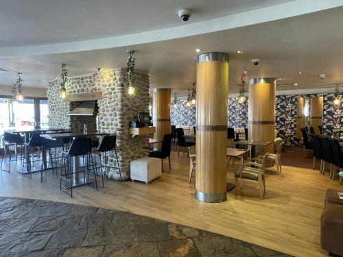 Units 36-38 The Boardwalk, Port Solent, Portsmouth, PO6