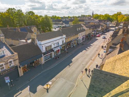 28 High Street, Witney, OX28