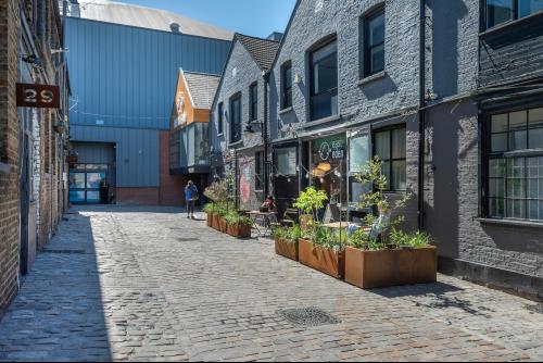 Hatherley Mews, Walthamstow, London, E17