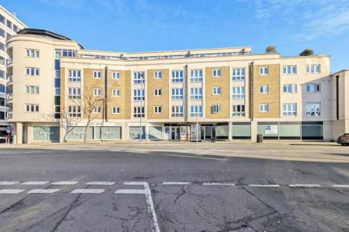 Unit, 214-216 Putney Bridge Road, Putney, London, SW15