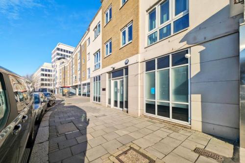 Unit, 214-216 Putney Bridge Road, Putney, London, SW15