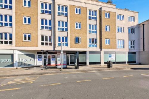 Unit, 214-216 Putney Bridge Road, Putney, London, SW15