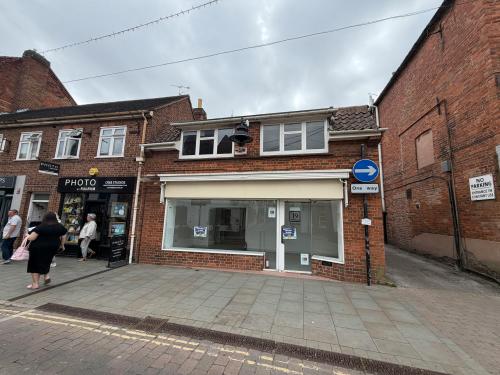 19 Middle Gate, Newark, NG24