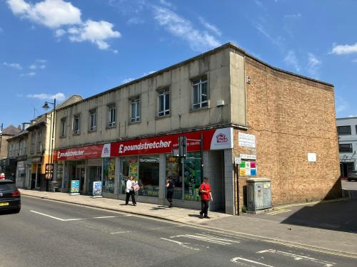 20-22 High Street, Melksham, SN12