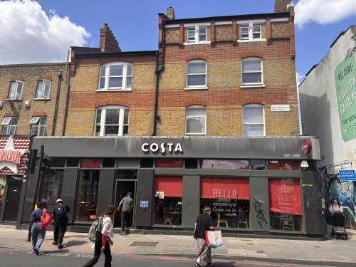 131-133 Stoke Newington High Street, Stoke Newington, London, N16