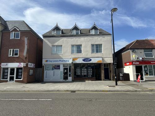 51 London Road, Waterlooville, PO7
