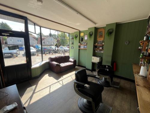 447 Saffron Lane, Leicester, LE2