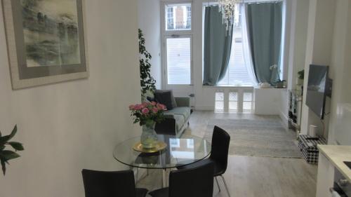 15 Needham Road, Notting Hill, London, W11