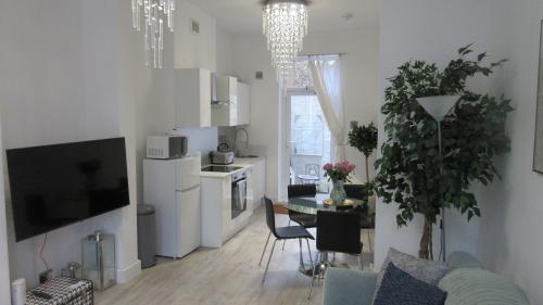 15 Needham Road, Notting Hill, London, W11