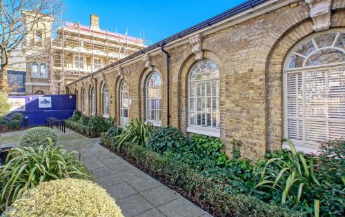 The John Denham Building, St Clements Hospital, Mile End Road, Mile End, London, E3