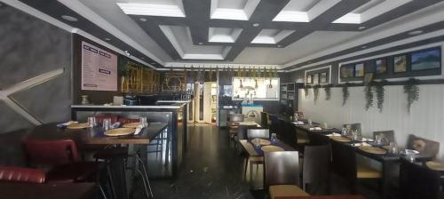 431 Upper Richmond Road West, East Sheen, London, SW14