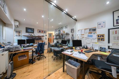 17 Station Road, Finchley Central, London, N3