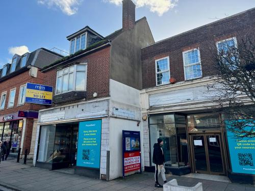 116 - 118 High Street, Hornchurch, RM12