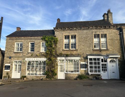 1-3 Baytree Court, 1-3 Baytree Court, The Chipping, Tetbury, GL8