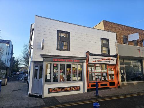 95 95A & 95B High Street, Sheerness, ME12