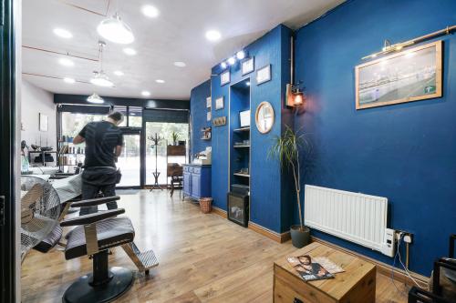 370 Essex Road, Islington, London, N1