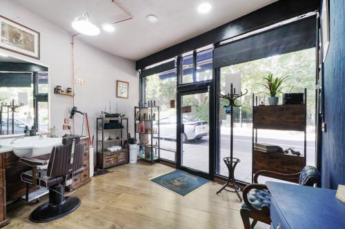 370 Essex Road, Islington, London, N1