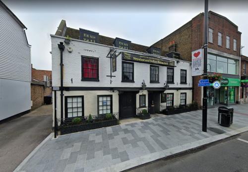 86 Eltham High Street, Eltham, London, SE9