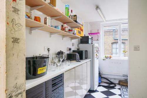 53 Curtain Road, Shoreditch, London, EC2A