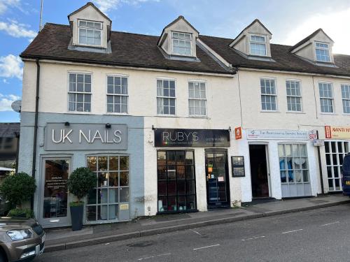 5 Newtown Road, Bishops Stortford, CM23