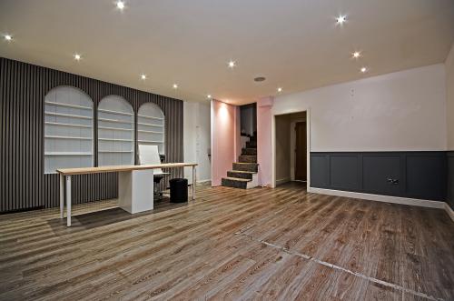 49 /49a Dairyground Road, Bramhall, Stockport, SK7
