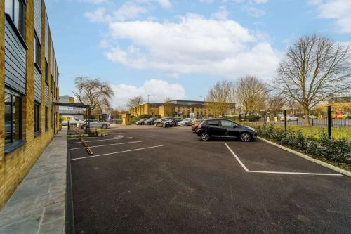 2, Cumberland Avenue, Park Royal, London, NW10