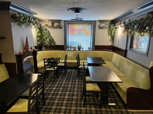 The Royal Oak, 31 Manchester Road, Deepcar, Sheffield, S36