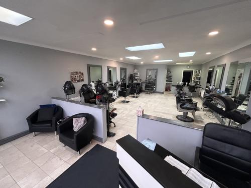 94 Field End Road, Eastcote, Pinner, HA5
