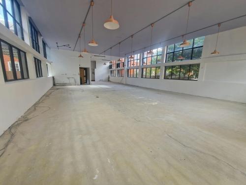 Unit D, South Square, Knowle Village, Fareham, PO17