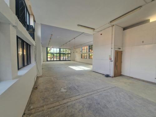 Unit D, South Square, Knowle Village, Fareham, PO17