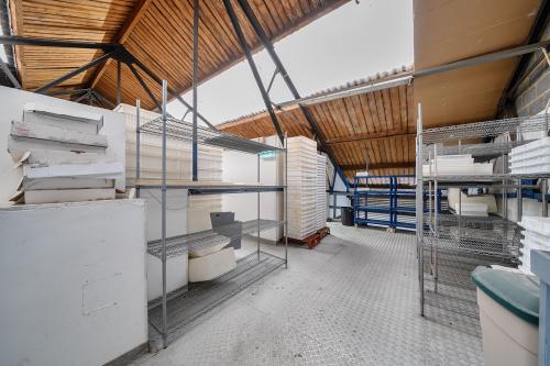 Unit B, 7 Standard Road, Park Royal, London, NW10