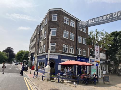 198-200 Terminus Road, Eastbourne, BN21