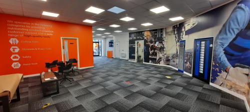Unit 9, Davies Road Trade Centre, Davies Road, Evesham, WR11