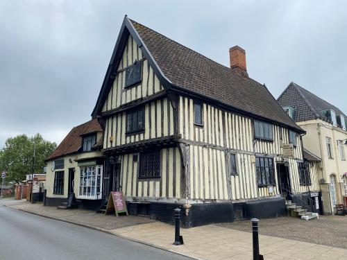FF & SF, Dolphin House Market Place, Diss, IP22