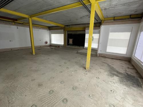 Unit 1, Kingsland Centre, The Broadway, Thatcham, RG19