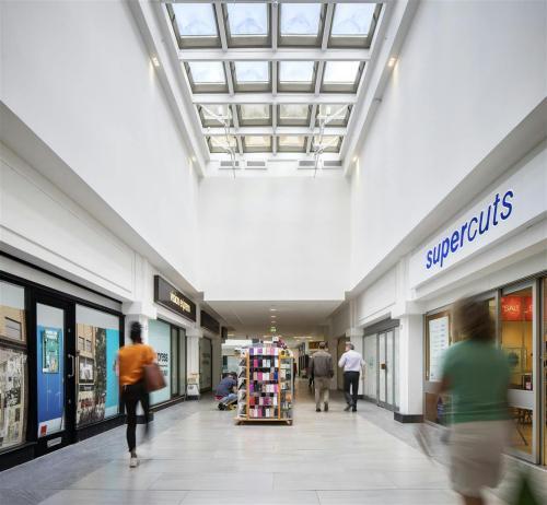 Unit 15, Harpur Centre, Bedford, MK40