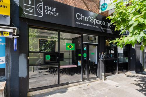 72 Clapham Park Road, Clapham, London, SW4